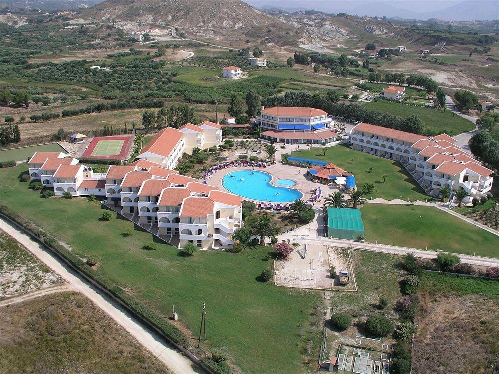 Argile Resort Mantzavinata Bagian luar foto