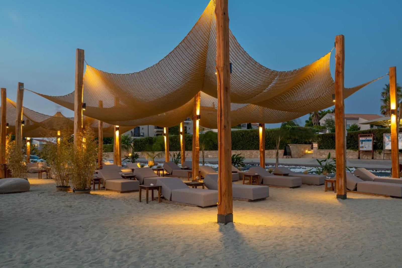 Argile Resort Mantzavinata Bagian luar foto