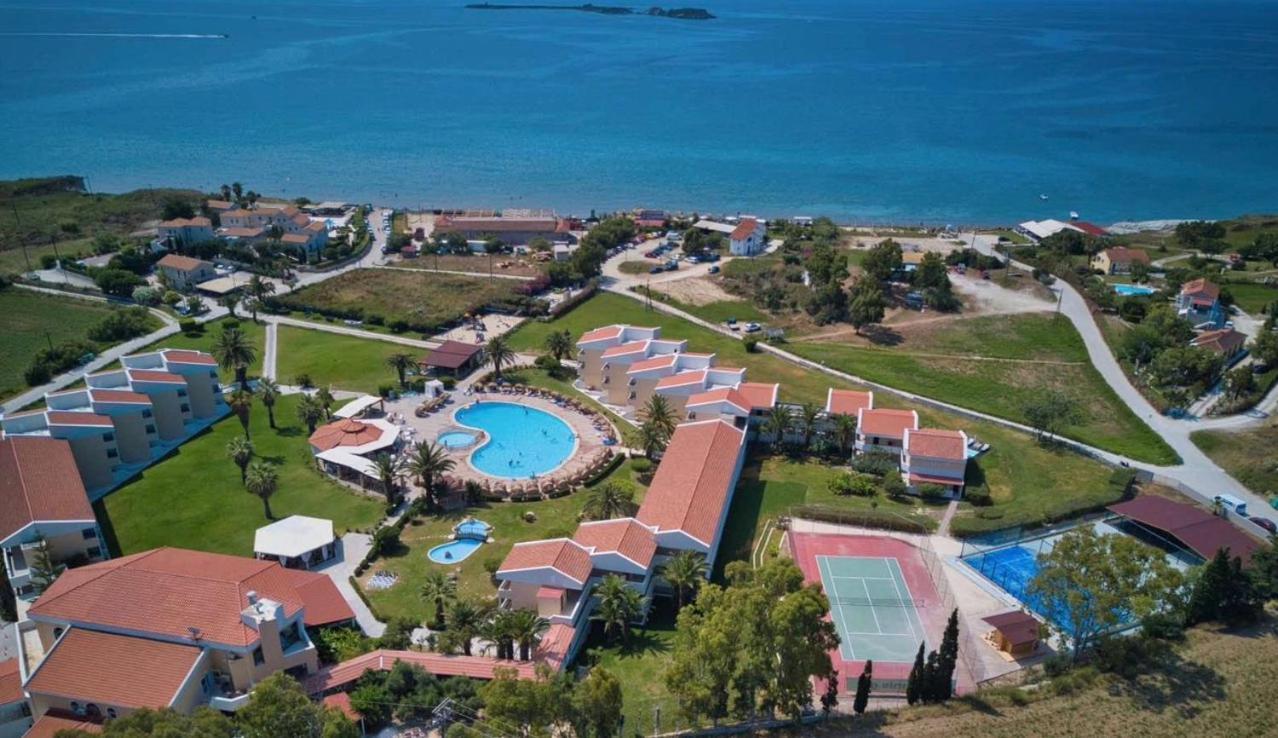 Argile Resort Mantzavinata Bagian luar foto
